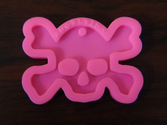 Shiny Pirate Skull Epoxy Mold Keychain/Jewelry (5505259831449)